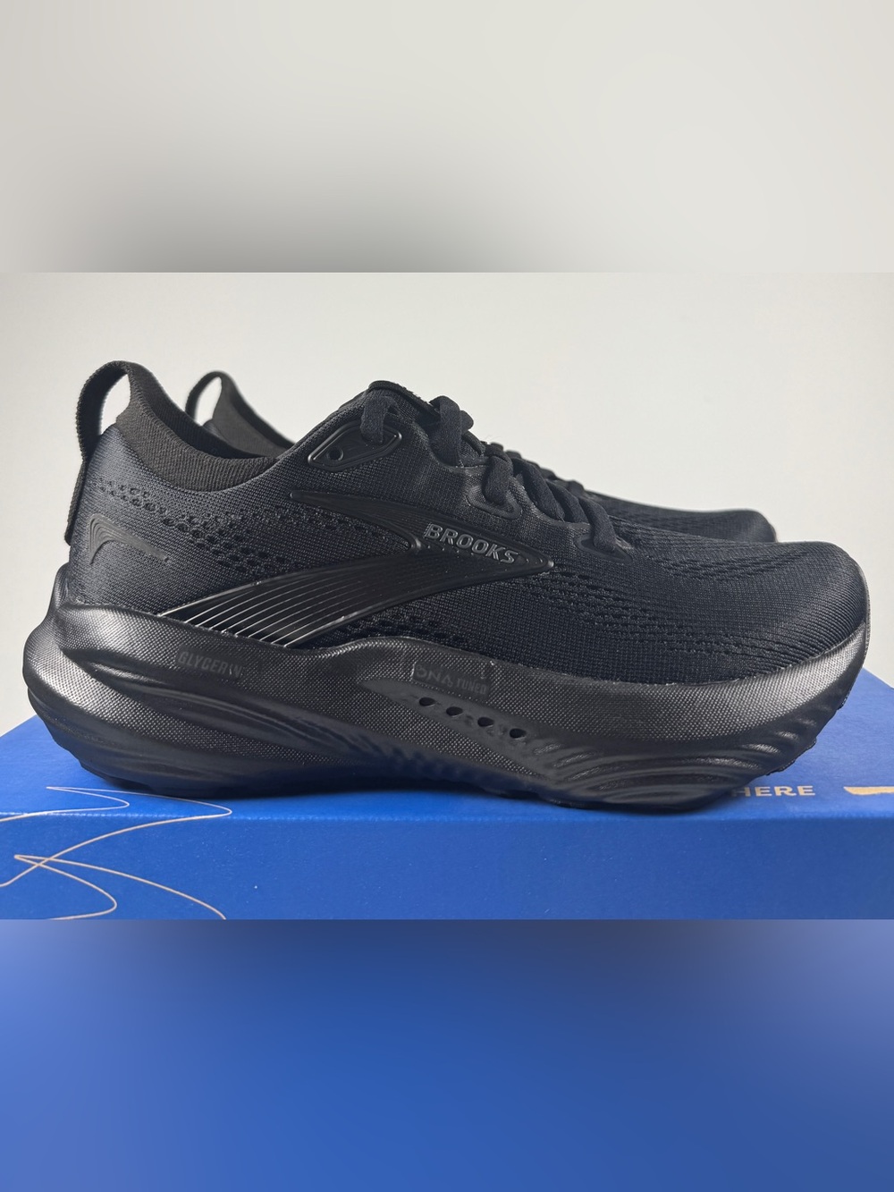 Women's Brooks Glycerin 22, Black/Black/Ebony, 6B Medium US
